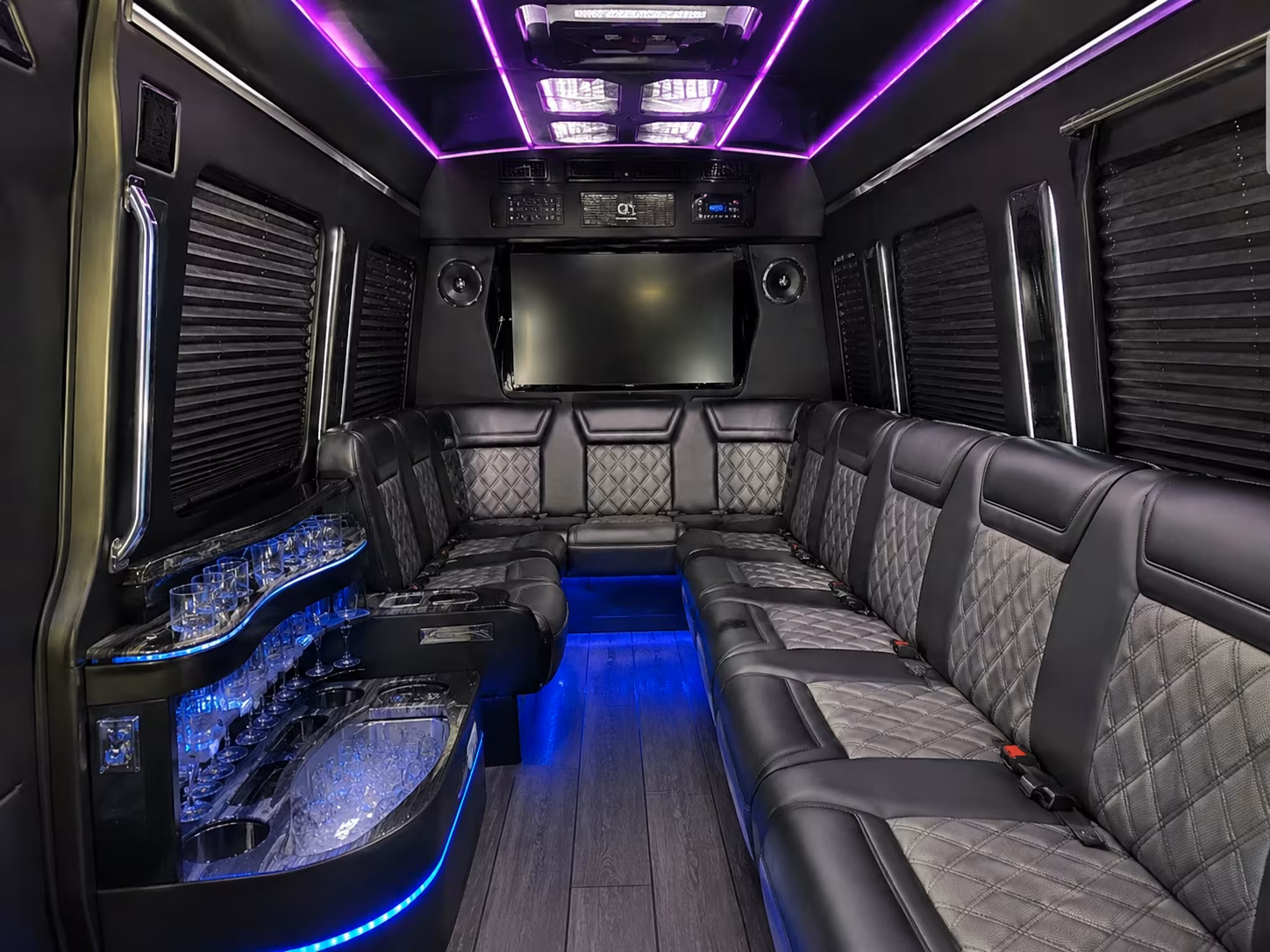 busrentalfranklin com is here for prom transportation to nashville venues