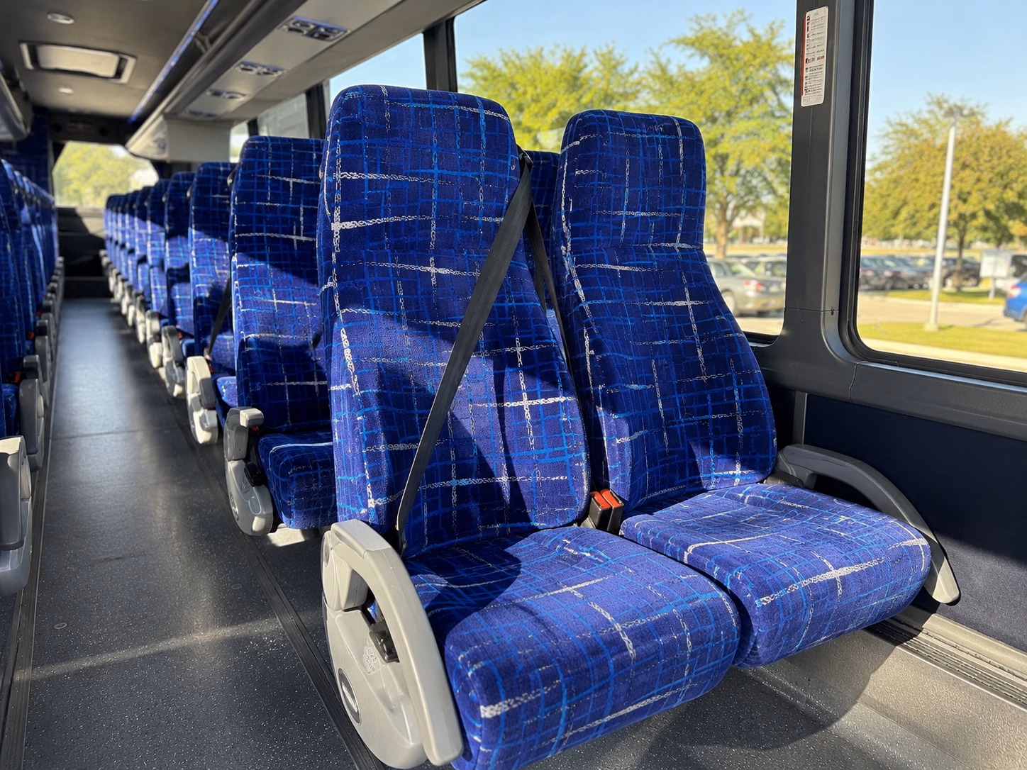 how the type of bus changes the price in franklin tennessee
