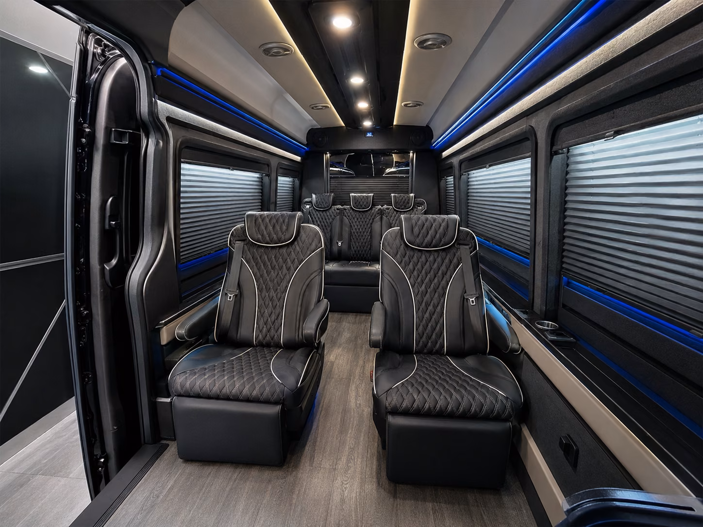 with so many corporate headquarters in franklin a business airport shuttle just makes sense